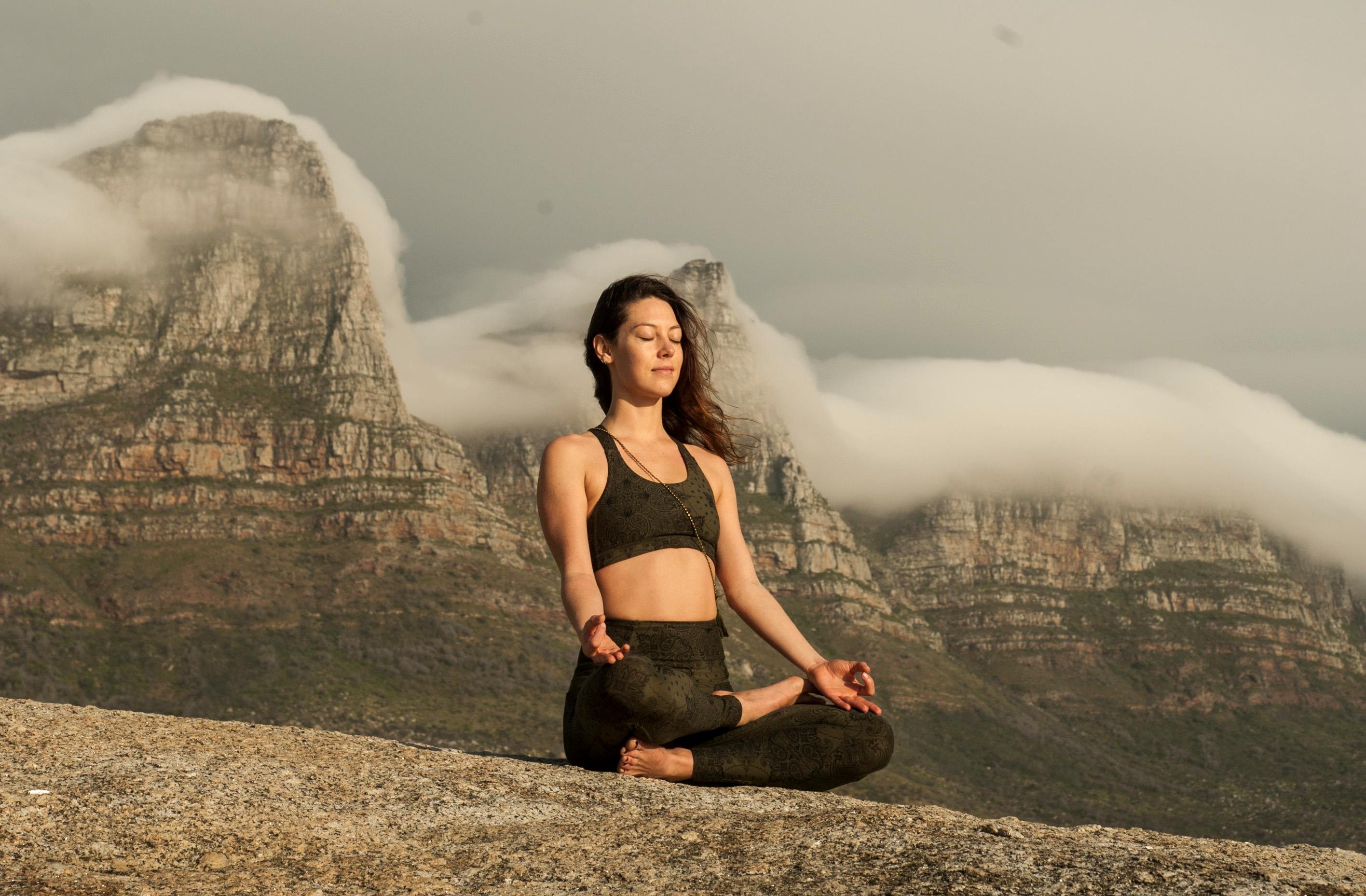 Meditation in den Bergen